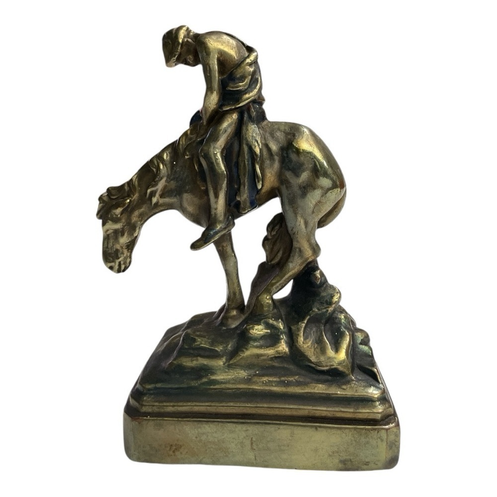 VINTAGE 'END OF THE TRAIL' NATIVE AMERICAN INDIAN BRASS-CLAD BOOKEND
CIRCA 1930